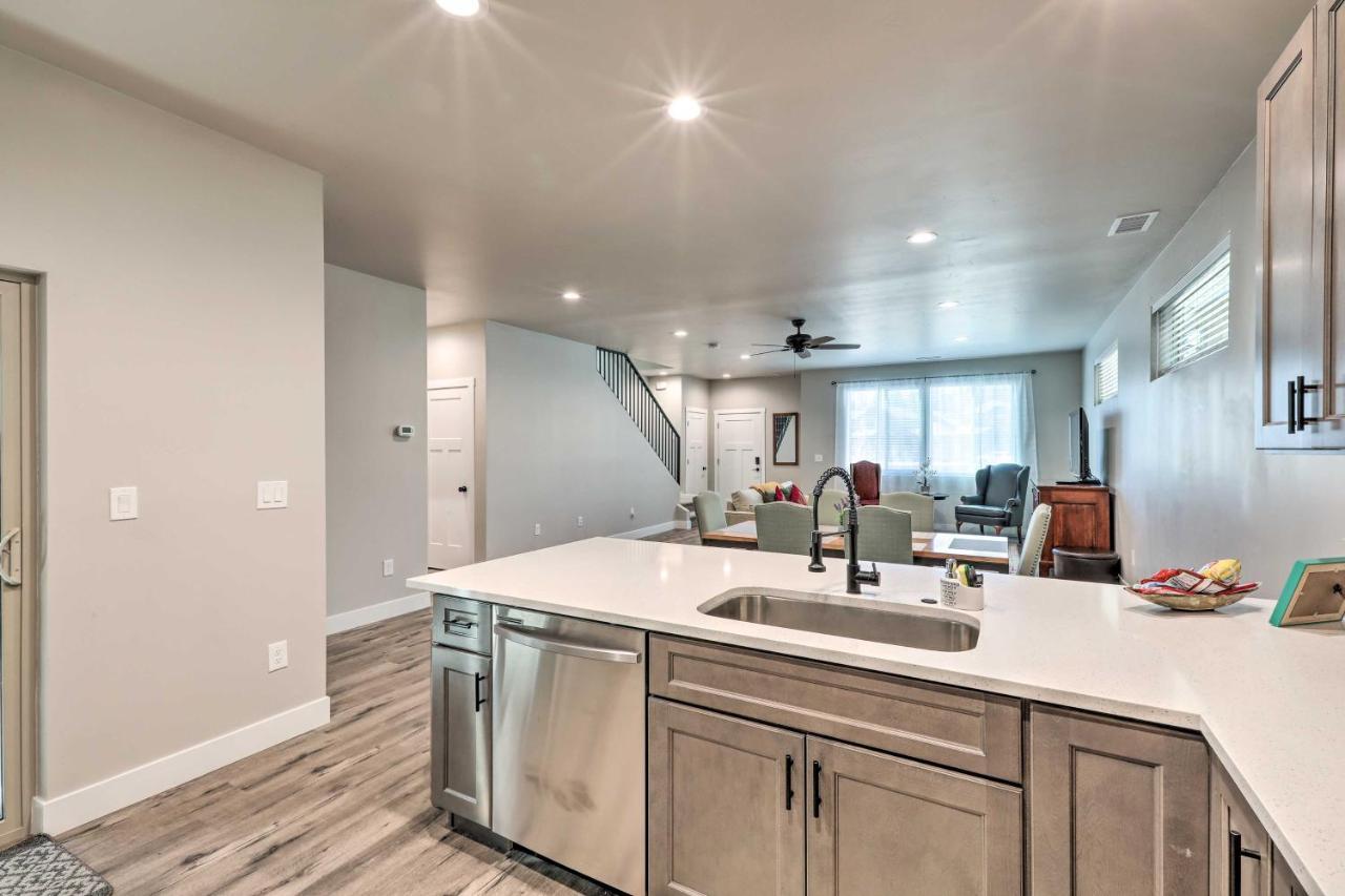 Modern Flagstaff Home, 4 Mi To Downtown! Exteriör bild